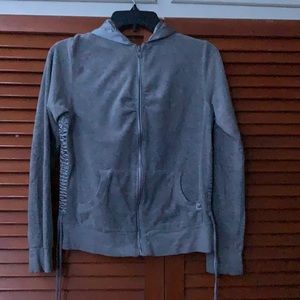 I am selling this jacket that have very pretty stuff on the side